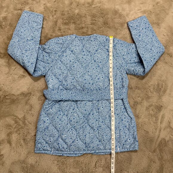 NWT UNTUCKit Lindy Quilted Jacket Blue Floral Sz M Belted Lightweight Cottagecor - Picture 11 of 15